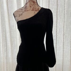 Yumi Kim dory dress. Black velvet